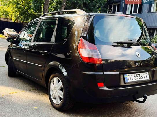 Renault Scenic                          2004г. в рассрочку