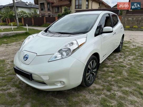 Nissan Leaf
                            2016г. в рассрочку