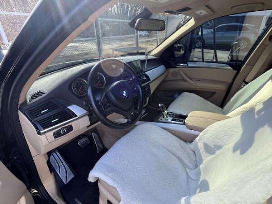 Bmw X5                              2013г. в рассрочку