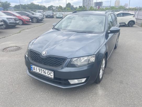 Skoda Octavia a7                      2014г. в рассрочку