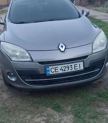 Renault Megane                          2010г. в рассрочку