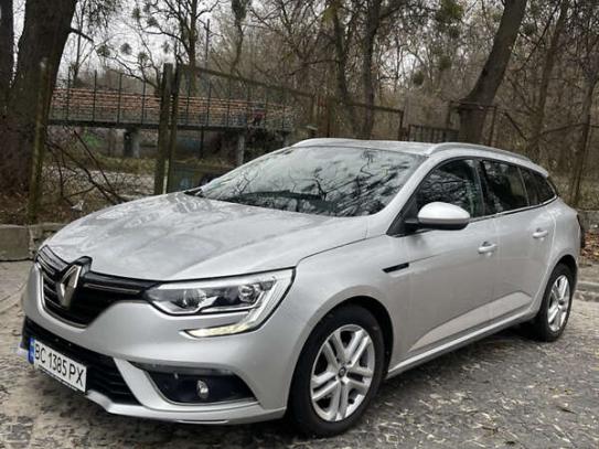 Renault Megane                          2019г. в рассрочку