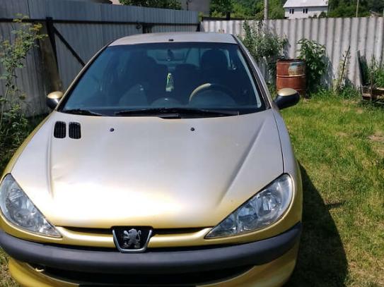Peugeot 206                             2004г. в рассрочку