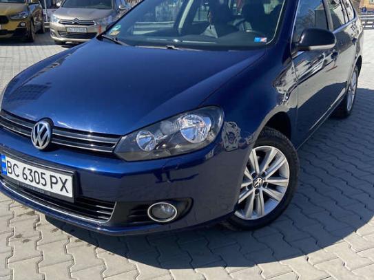 Volkswagen Golf
                            2011г. в рассрочку