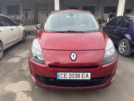 Renault Megane scenic
                   2011г. в рассрочку