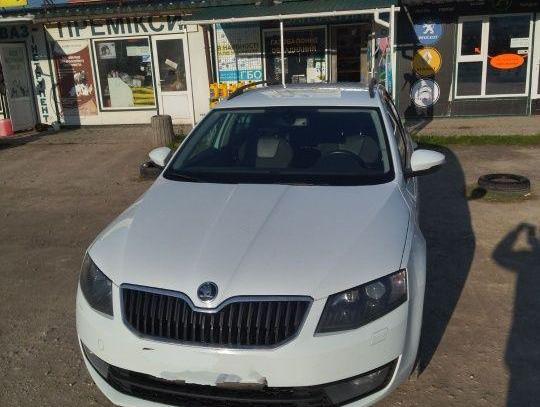 Skoda Octavia 2015г. в рассрочку