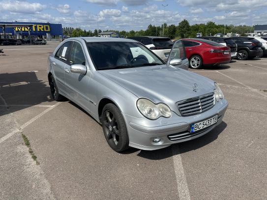 Mercedes-benz C-class                         2006г. в рассрочку