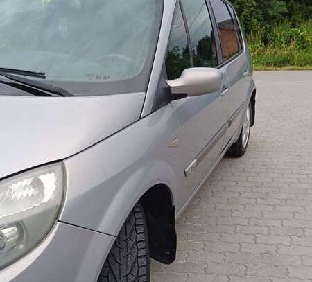 Renault Scenic
                          2005г. в рассрочку