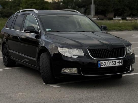 Skoda Superb 2011г. в рассрочку