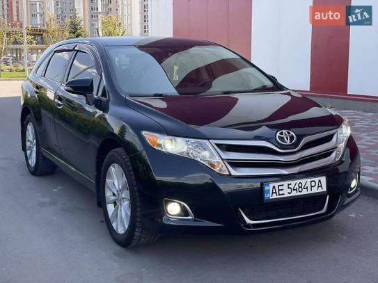 Toyota Venza                           2013г. в рассрочку