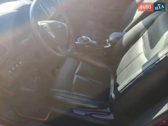 Nissan Leaf
                            2017г. в рассрочку