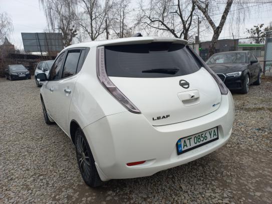 Nissan Leaf                            2015г. в рассрочку