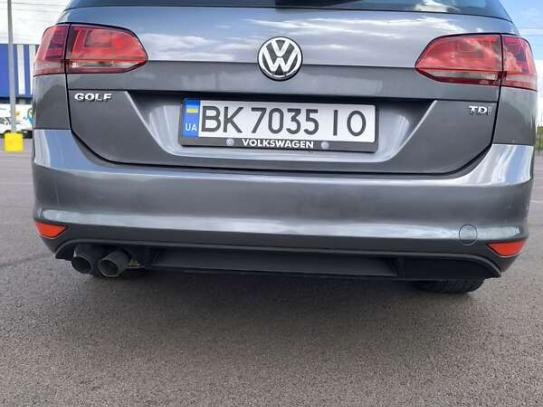 Volkswagen Golf                            2015г. в рассрочку