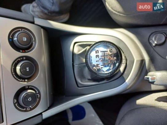 Peugeot 308                             2012г. в рассрочку