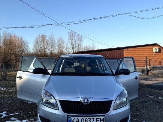 Skoda Fabia
                           2014г. в рассрочку