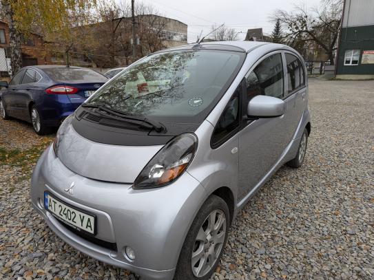 Mitsubishi I-miev 2012г. в рассрочку