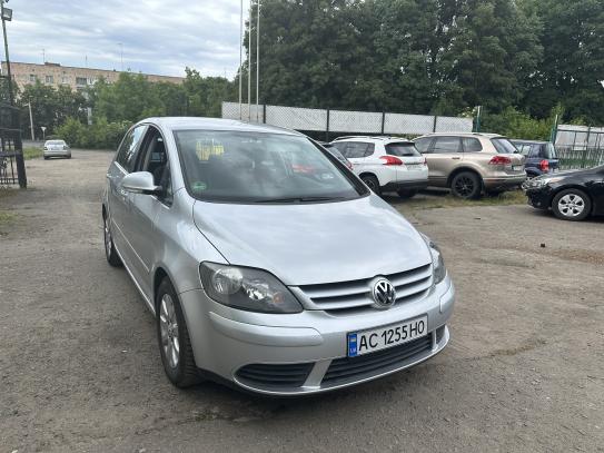 Volkswagen Golf plus 2005р. у розстрочку