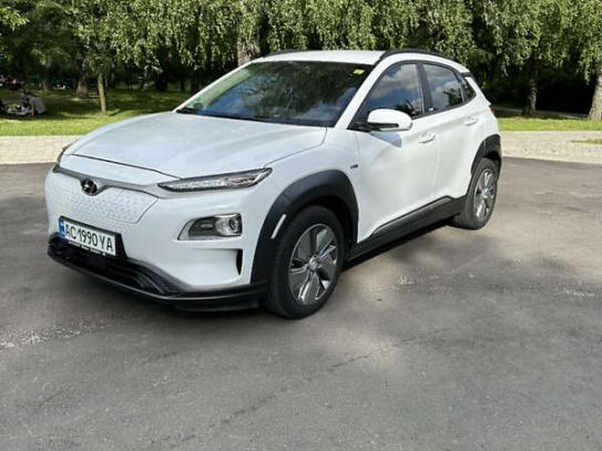 Hyundai Kona
                            2020г. в рассрочку