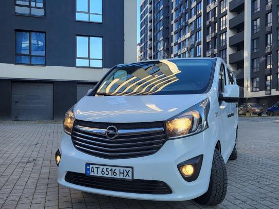 Opel Vivaro
                          2015г. в рассрочку