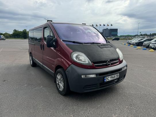 Opel Vivaro                          2006г. в рассрочку