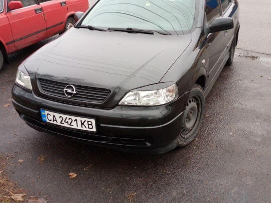 Opel Astra 2006р. у розстрочку