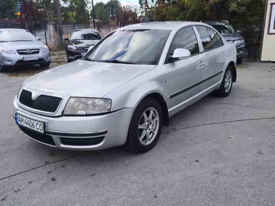 Skoda Superb 2007г. в рассрочку