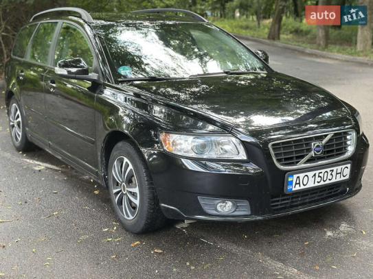 Volvo V50
                             2010г. в рассрочку