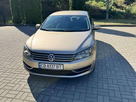 Volkswagen Passat 2015р. у розстрочку