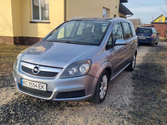 Opel Zafira 2007 in Raten