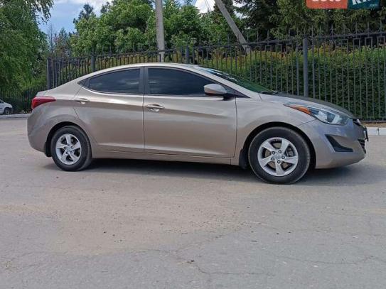 Hyundai Elantra                         2014г. в рассрочку