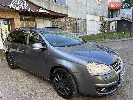 Volkswagen Golf                            2007г. в рассрочку