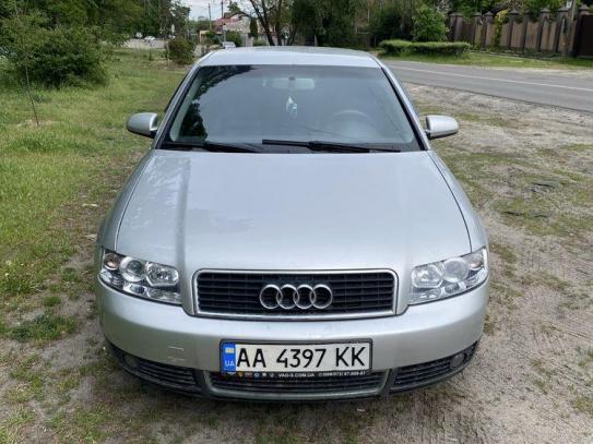 Audi A4                              2004г. в рассрочку