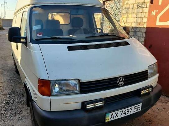 Volkswagen Transporter 2001г. в рассрочку