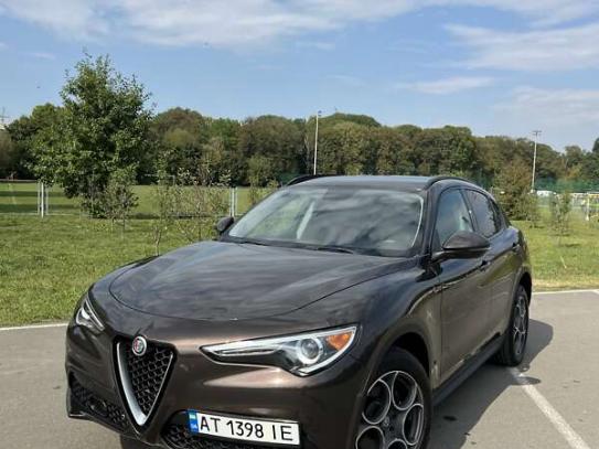 Alfa Romeo stelvio                   2017г. в рассрочку