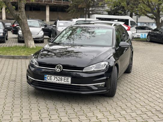 Volkswagen Golf                            2017г. в рассрочку