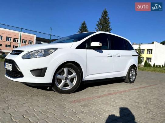 Ford Grand c-max                     2010г. в рассрочку
