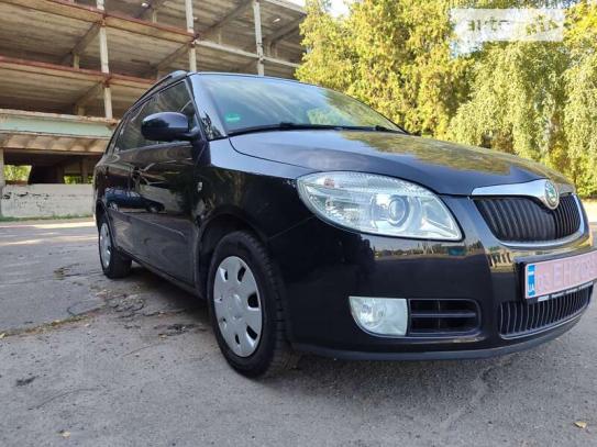 Skoda Fabia 2009р. у розстрочку