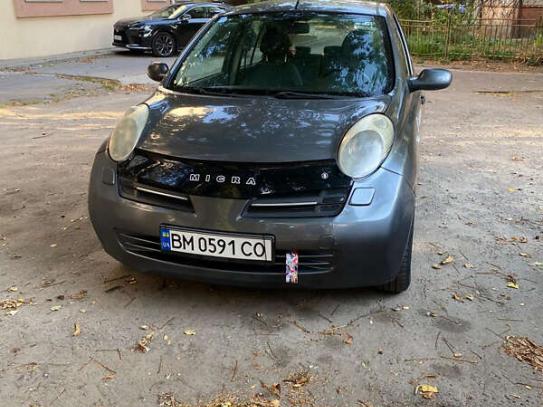 Nissan Micra 2005г. в рассрочку