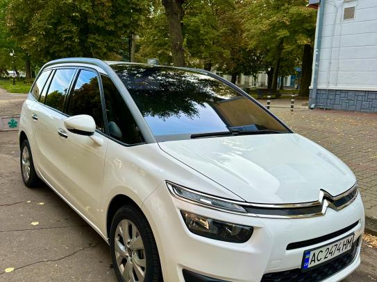 Citroen C4 picasso 2014г. в рассрочку