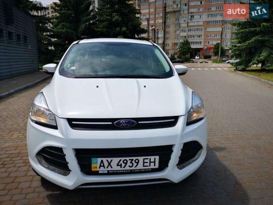 Ford Kuga                            2014г. в рассрочку