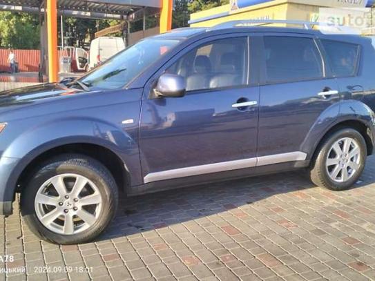 Mitsubishi Outlander 2007р. у розстрочку