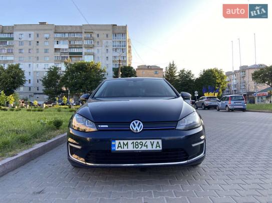 Volkswagen E-golf                          2014г. в рассрочку