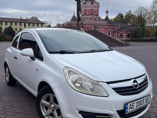 Opel Corsa 2009г. в рассрочку