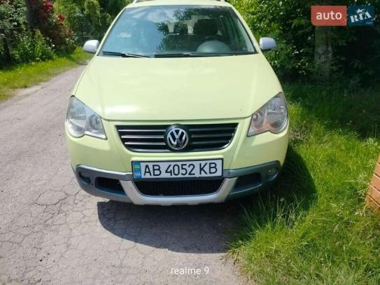 Volkswagen Polo                            2007г. в рассрочку