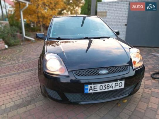 Ford Fiesta 2007р. у розстрочку