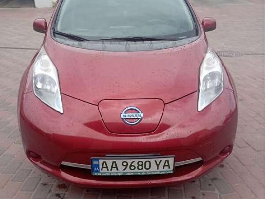 Nissan Leaf                            2015г. в рассрочку
