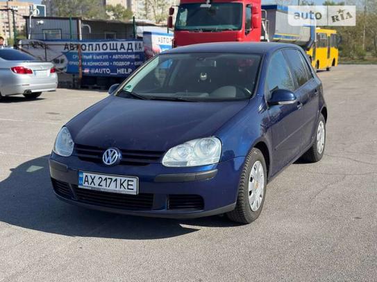 Volkswagen Golf 2004р. у розстрочку