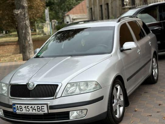 Skoda Octavia 2005р. у розстрочку