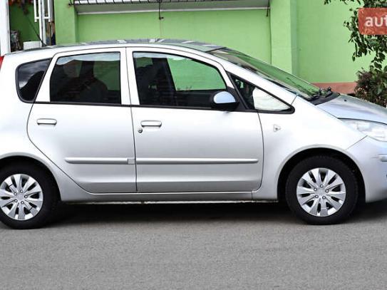 Mitsubishi Colt                            2007г. в рассрочку