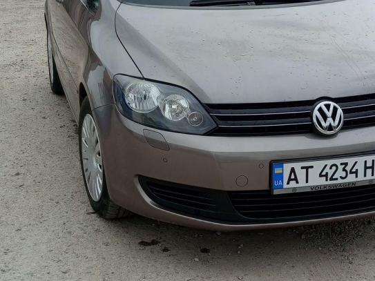 Volkswagen Golf plus 2009р. у розстрочку